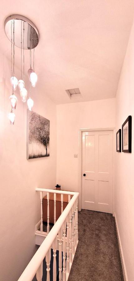 Hartoft St - 2 Bed Near River York Exterior foto